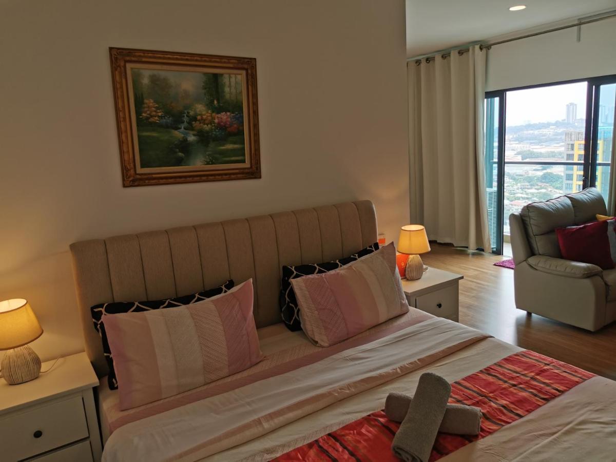 Ferienwohnung Apple 4@Menara Simfoni/King Bed/Wifi/Netflix/TVBOX Cheras Exterior foto